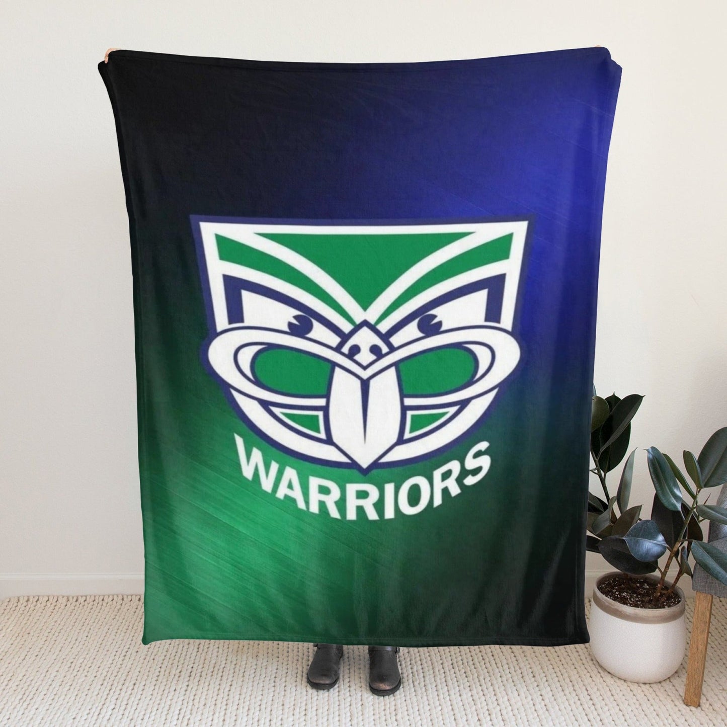 Get cozy with this ultra-soft flannel blanket inspired by the New Zealand Warriors. Featuring a dual-sided design, this all-season blanket is durable and easy to care for. Made from 100% polyester, it is perfect for the sofa, living room, bedroom