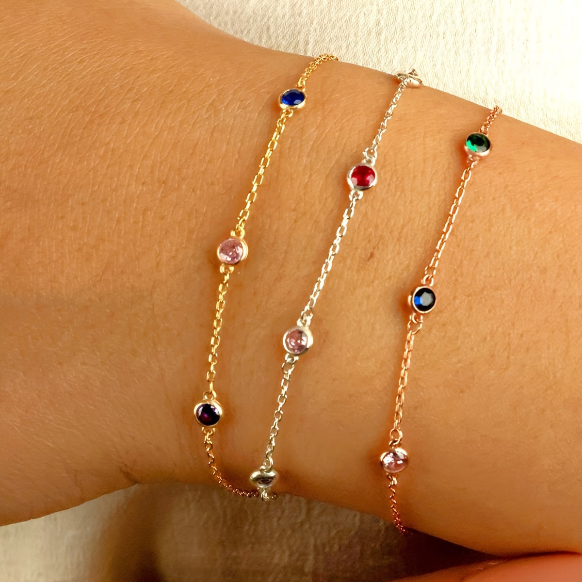 Design a chic birthday stone bracelet with 2-4 birthstones, made of 18K plated stainless steel. Ideal for creating personalized family birthstone jewelry, multi-stone accessories, and thoughtful gifts for Mother's Day and birthdays.