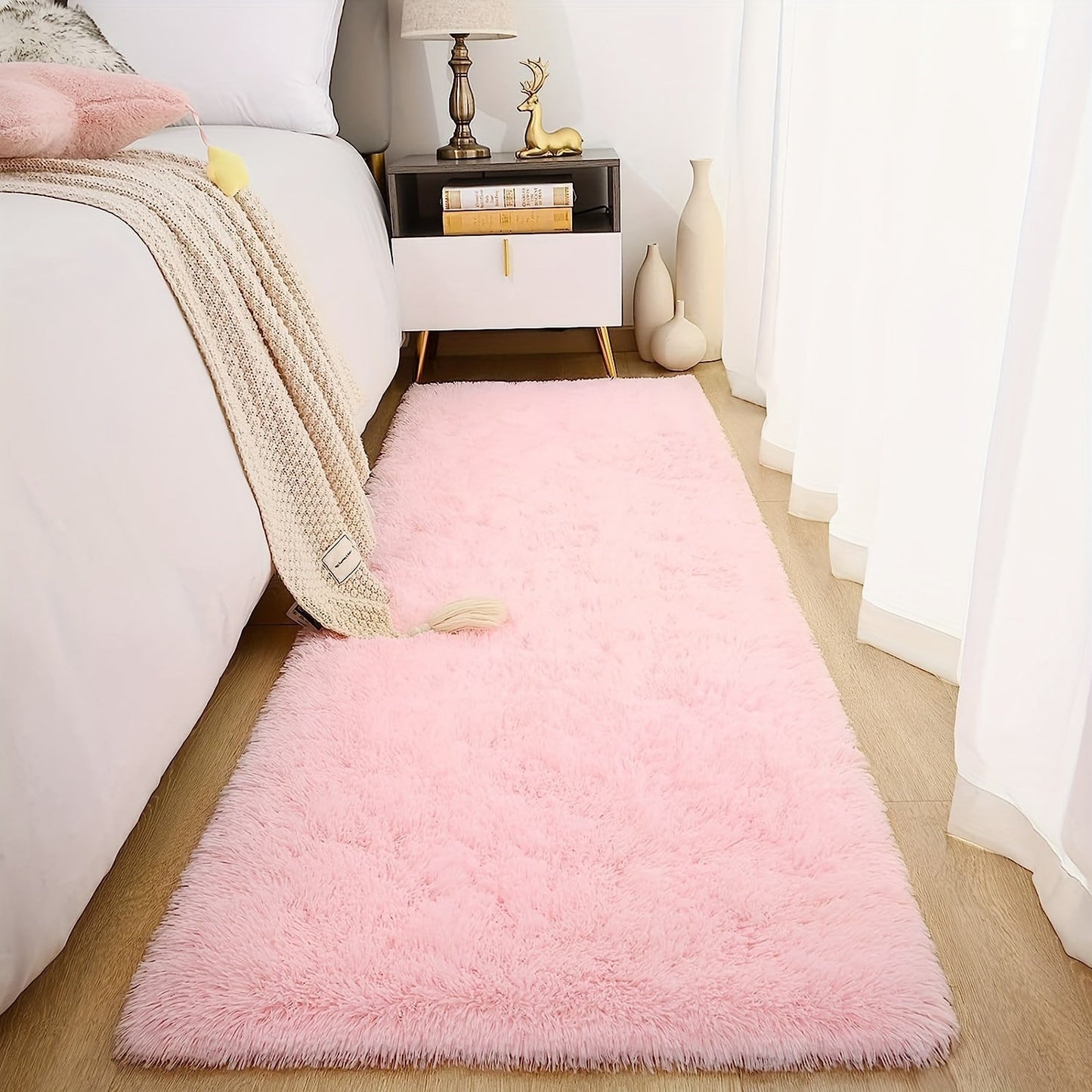 Soft Gradient Color Shaggy Area Mat, Polyester Mat for Living Room Bedroom Sofa Bedside Bay Window, Machine Washable, Available in Various Sizes