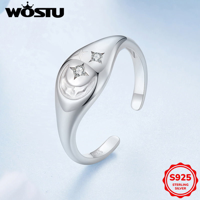 This classy women's open ring features a star and moon design, embellished with synthetic zirconia stones, set on 925 silver. Weighing 2.9g, it is perfect for parties, weddings, or daily wear, and makes a wonderful gift option.