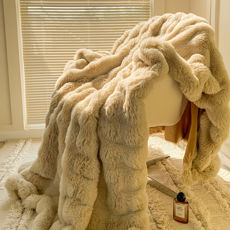 Luxuriously Soft Faux Rabbit Fur Blanket - Available in Solid Colors, Cozy Throw for Couch, Office, Bed, Camping & Travel - Hypoallergenic, Easy to Clean, Rabbit Fleece Blanket, Faux Fur, Plush & Versatile