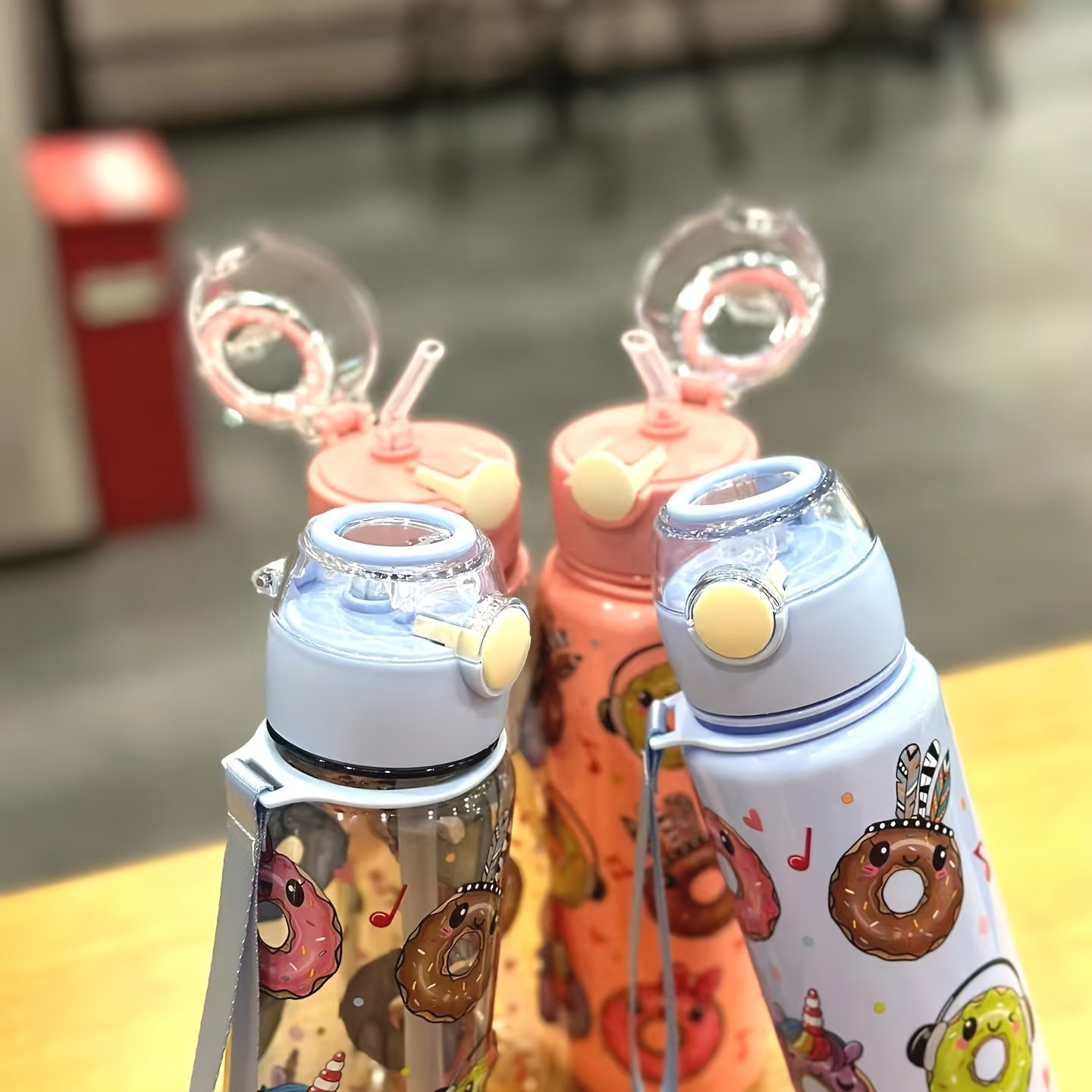 Cute Donut Design Water Bottle, 700ml, BPA-free, High-Temp Resistant, Portable, Anti-Leak, Great for Outdoor Activities, Ideal Holiday Gift