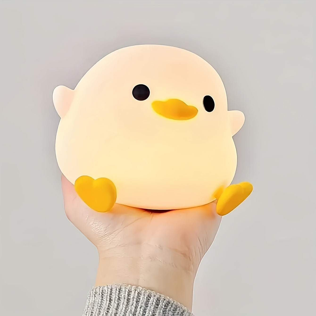 Soft light eye protection silicone night light in the shape of a duck, with 7-color tap light feature. This small table lamp is perfect for use in the bedroom or while breastfeeding. Requires 3 AAA batteries (not included).