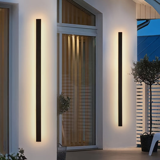 Modern indoor/outdoor 20W LED wall light in warm light, 100.0 cm long, black, suitable for living rooms, porches, garage doors, and yards.