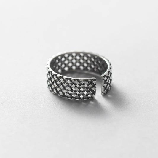 TVXK Vintage Classic 925 Sterling Silver Checkered Braided Wide Face Ring in Retro Style. Perfect for wearing daily or for special occasions such as parties, banquets, birthdays, weddings, anniversaries, Valentine's Day, Thanksgiving, Christmas, and the