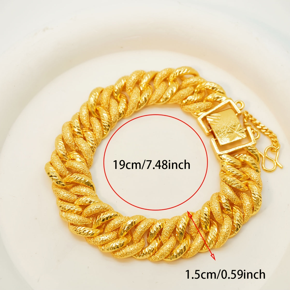 Luxurious Vintage Style Bracelet - 24K Golden Plated Copper, Chunky Chain Link Design with Textured Carvings, Elegant Women's Jewelry for Daily Wear, Weddings, or Ramadan Gift, Versatile All-Season Accessory.