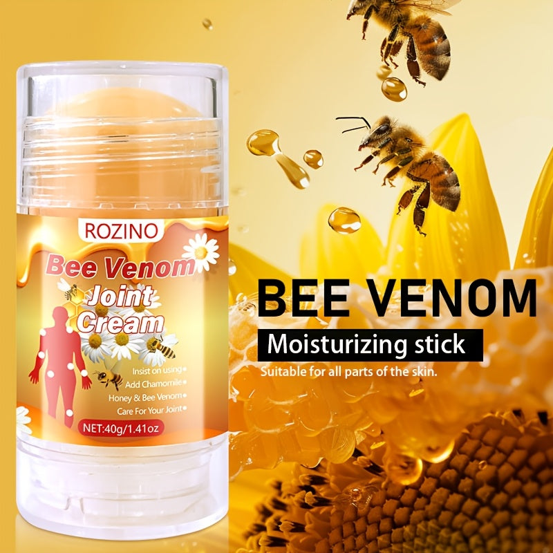 Lightweight and non-greasy Bee Venom Care Cream with natural plant extracts for strong hydration. Easy to absorb, moisturizing with a touch, and portable for convenient use.