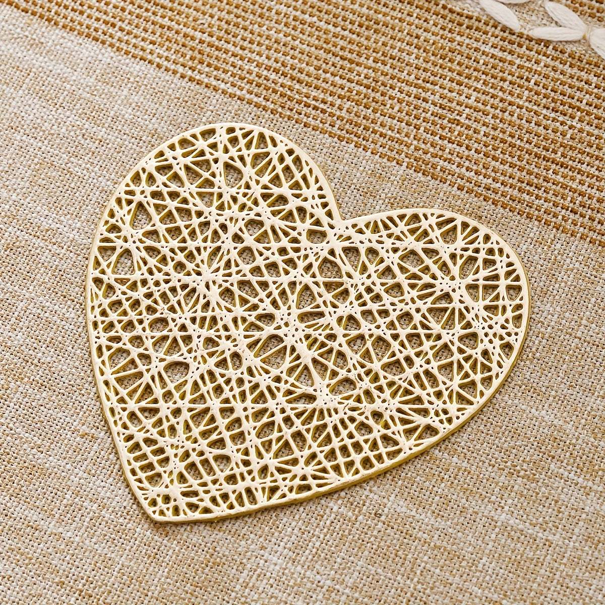 Set of 2 or 4 heart-shaped coasters for Western food, weddings, and home decor.