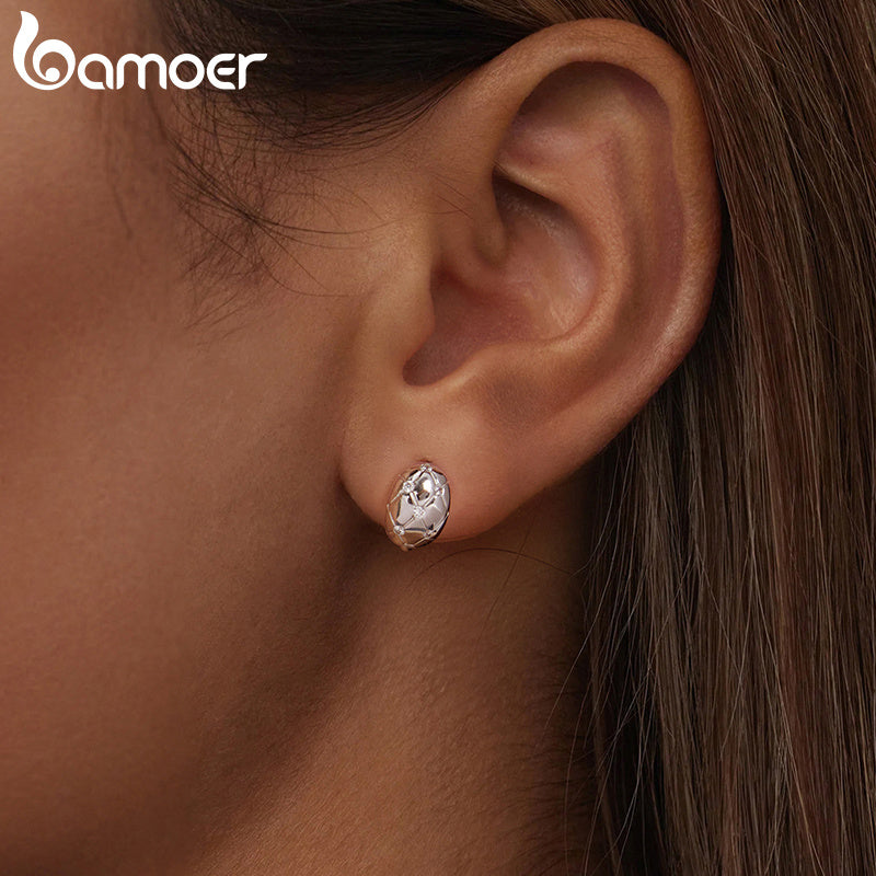 Stylish Women's Hoop Earrings - Timeless Minimalist Design, Crafted from 925 Sterling Silver with Elegant Cubic Zirconia Details, Safe for Sensitive Skin, Ideal for Festivals and Celebrations, Versatile for Any Season, Unique Rhombus Pattern, Lightweight