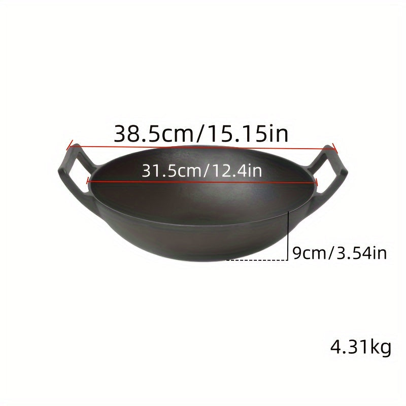 Large traditional cast iron wok with pine wood lid, double handles, thick uncoated base, suitable for induction and gas stoves, perfect for home cooking.