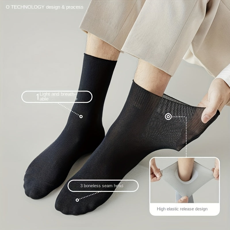 5 pairs of breathable, comfortable plus-size socks for men, designed for wider feet.