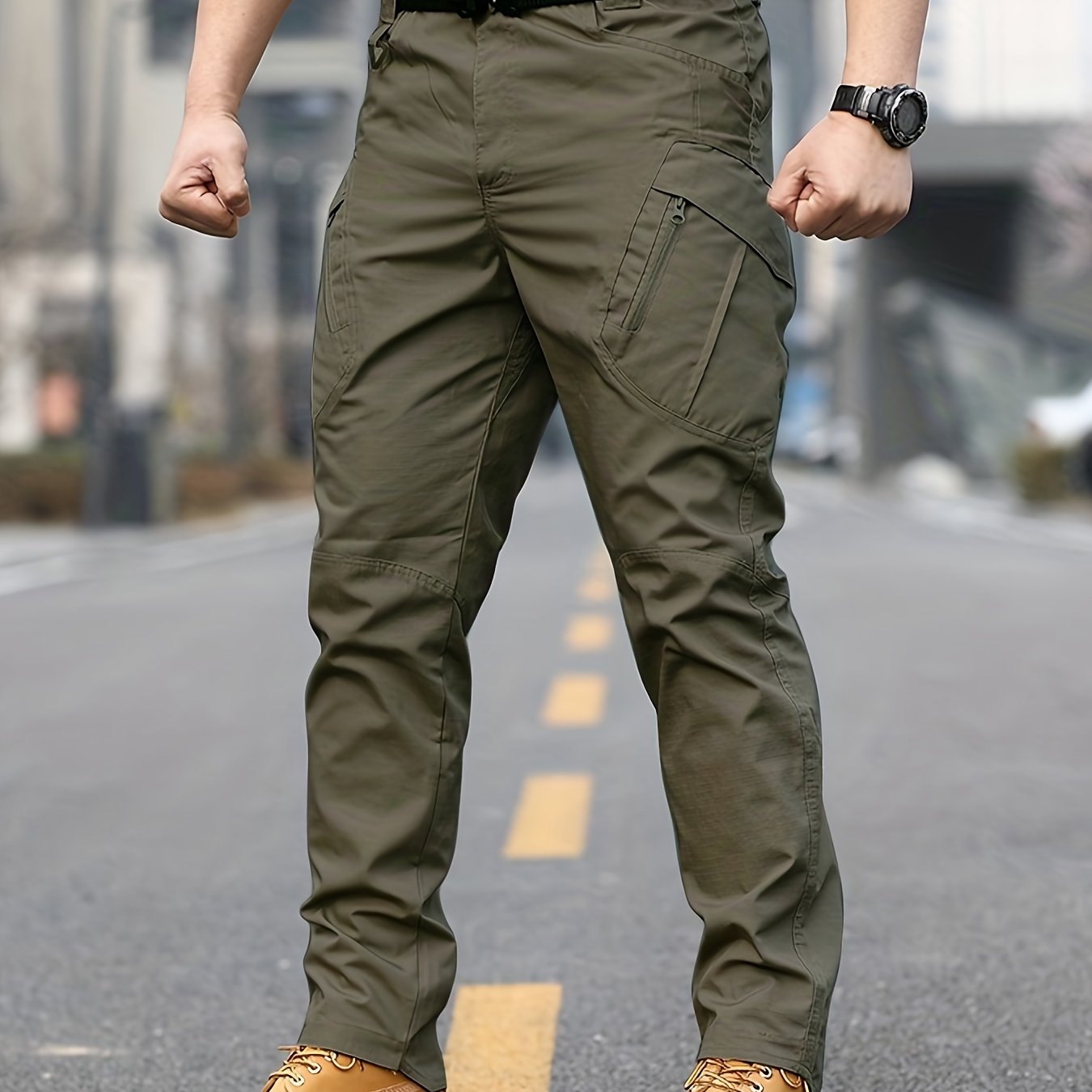 Men's slim combat pants for military training and outdoor activities, featuring a casual and tactical design.