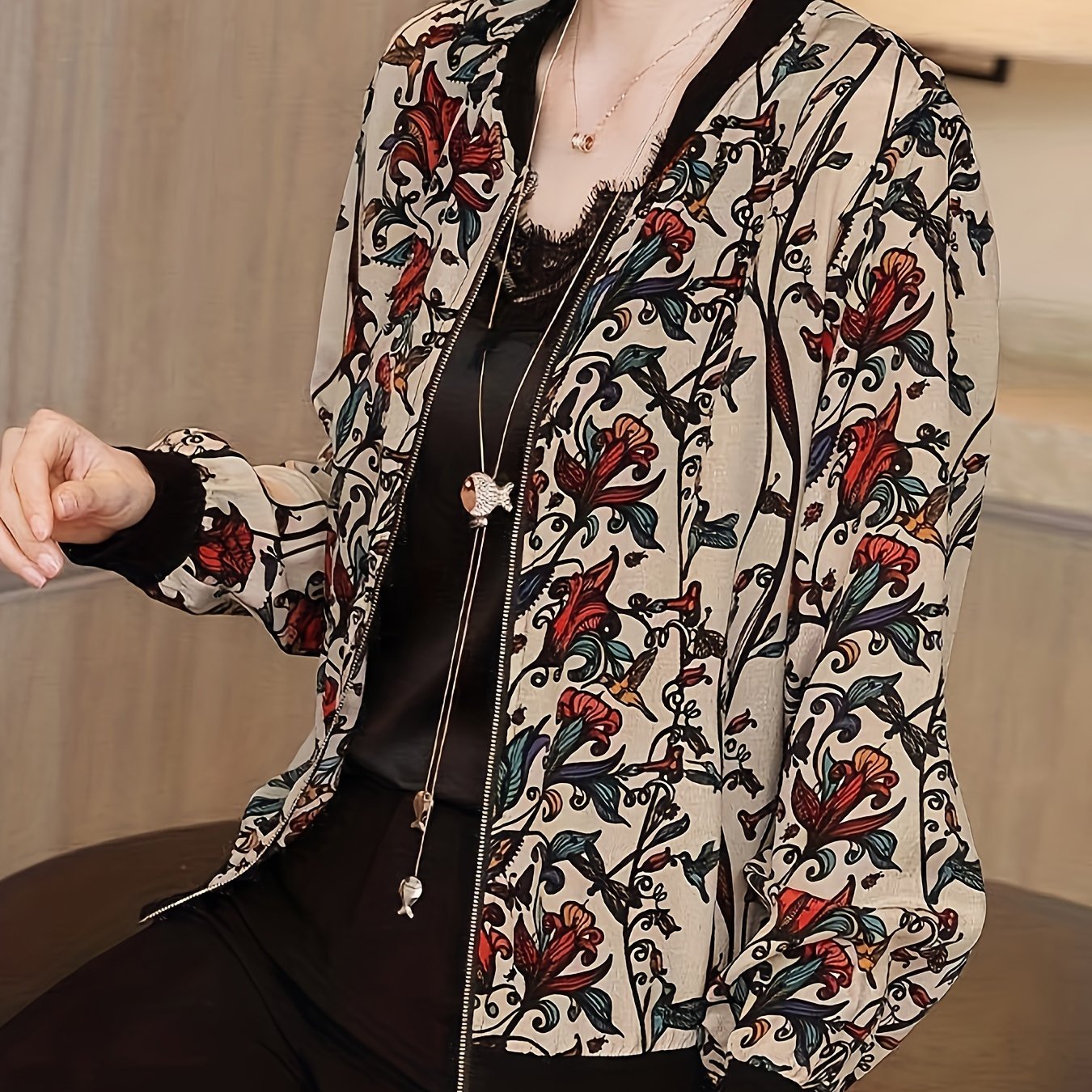 Stars print lightweight zip-up jacket with baseball collar for spring & summer.