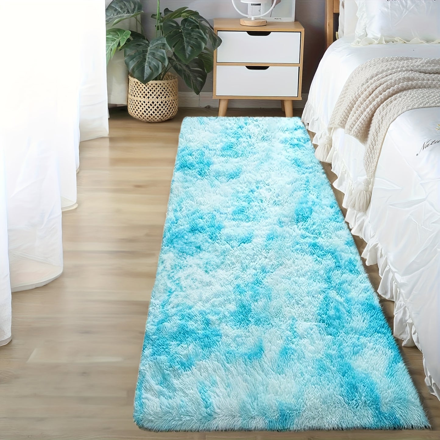 Soft plush drum carpet suitable for home decoration, dormitories, bedrooms, and living rooms; pet-friendly.