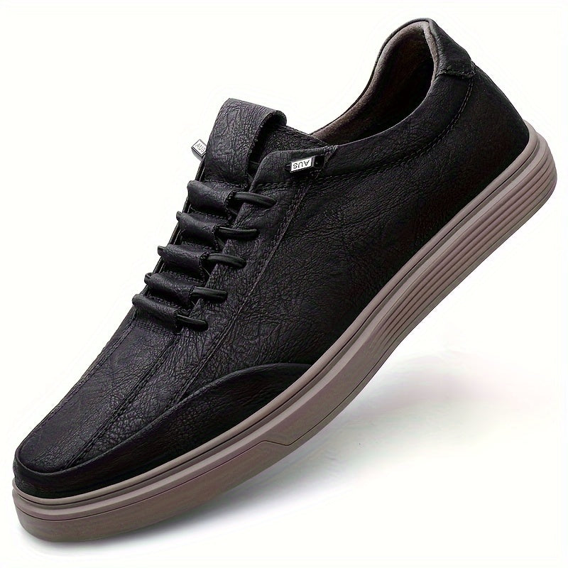 Vintage business style shoes for men made with split cow leather upper and rubber sole, suitable for casual walking.