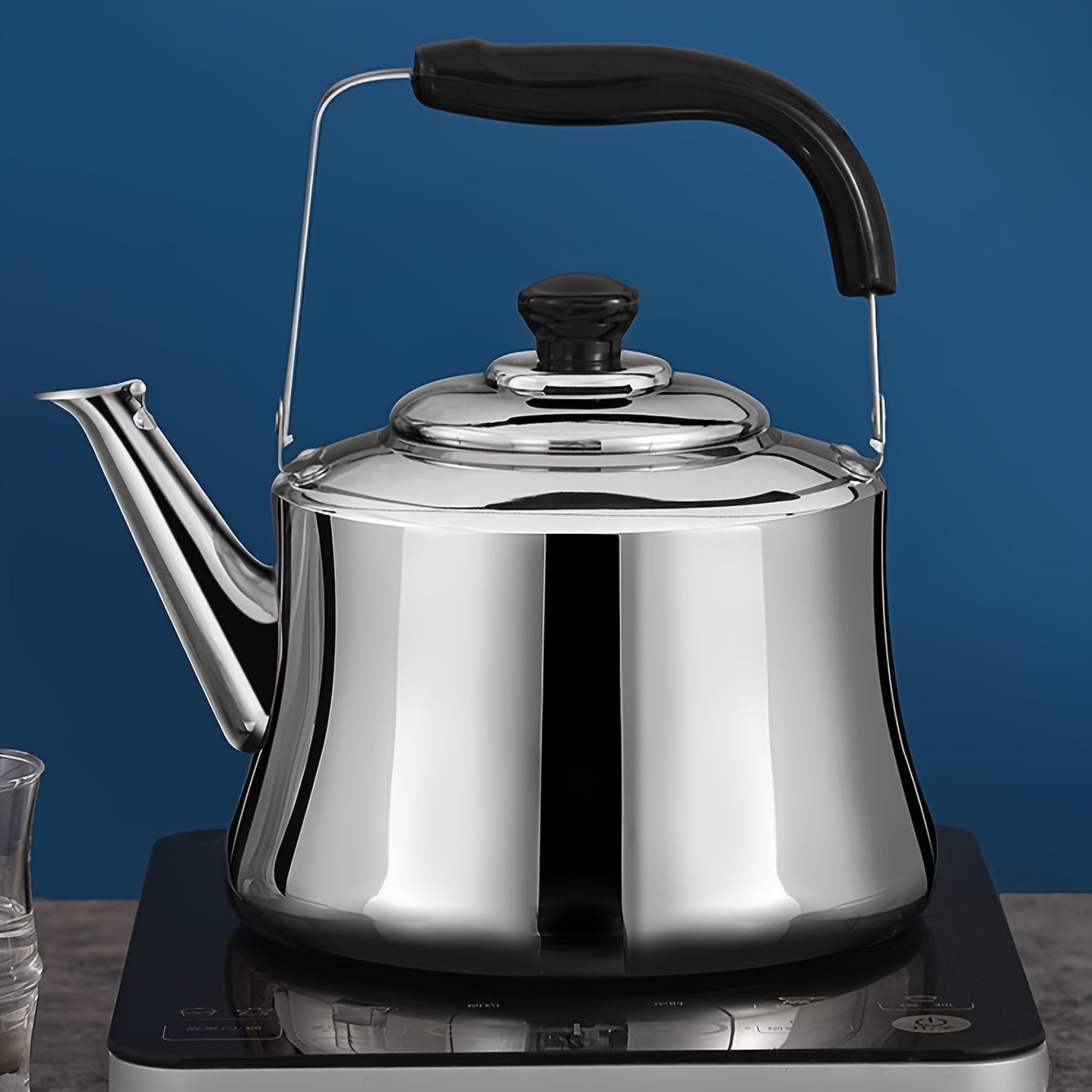 Stainless Steel Kettle with Thickened Large Capacity, Suitable for Gas Stove, Induction Cooker, and Outdoor Use - Food Grade and Household Daily Whistling Kettle