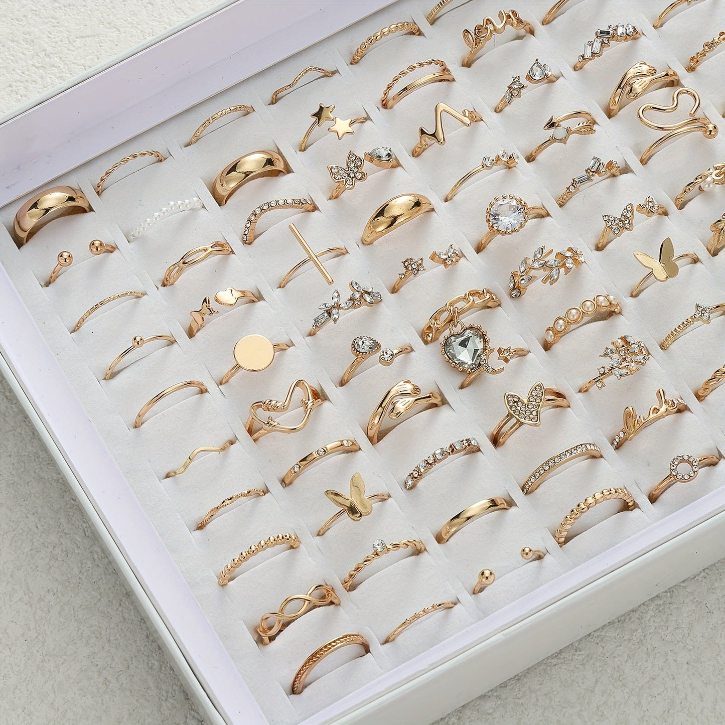 Stylish 40-piece Golden Tone Ring Set for Women - Versatile and Trendy, Ideal for Everyday Wear or Gifting, Packaging Not Included