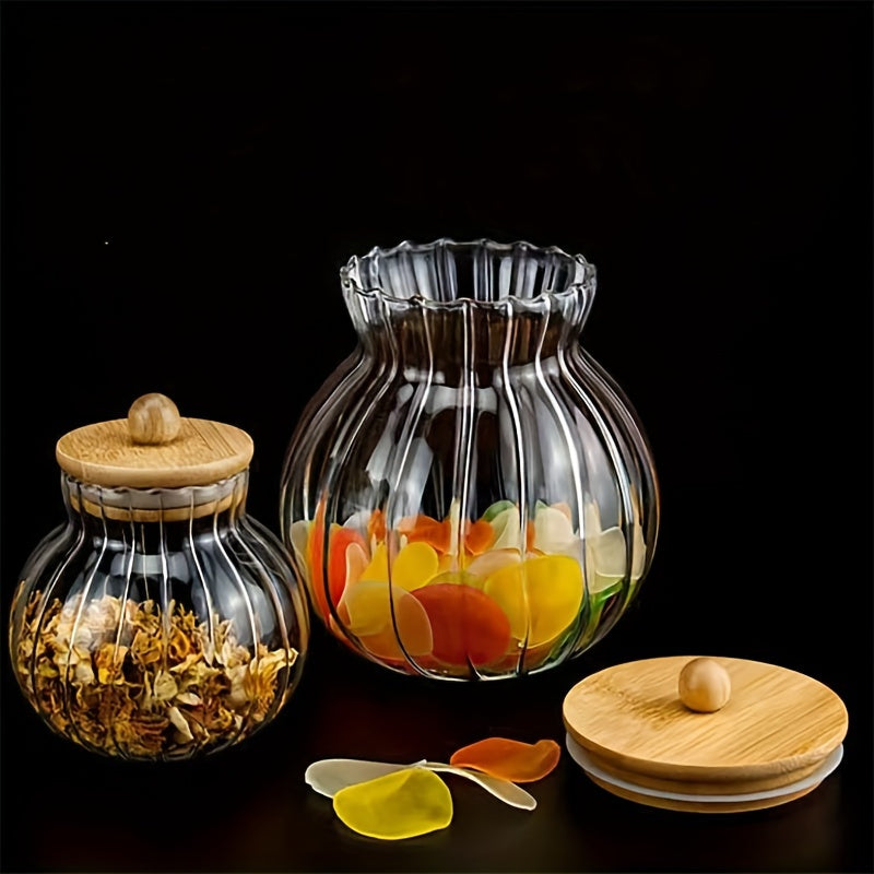 Glass storage jar with bamboo lid featuring stripes - perfect for storing tea, snacks, seasonings, and candy in the kitchen or dining room. Can be used multiple times.