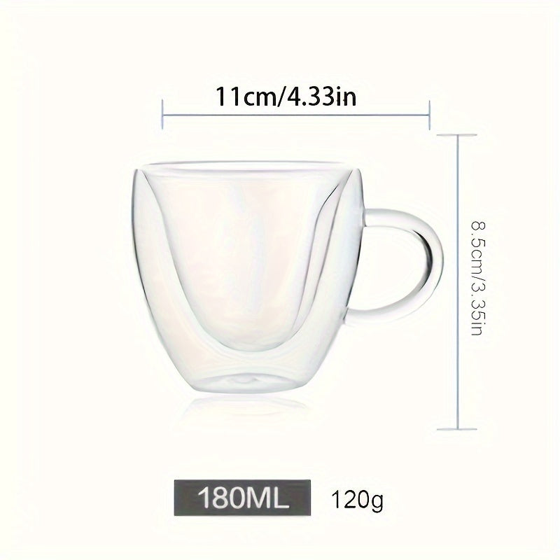 Heart-shaped glass mug, double-walled for insulation, ideal for various drinks. Perfect for special occasions. Reusable and recyclable.