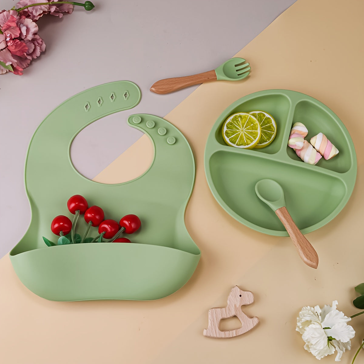 Personalized TYRY.HU Silicone Weaning Set featuring cute cartoons for little ones, comes with baby's name, made from BPA free materials. Ideal for feeding and perfect as a baby plate. Makes a great gift for baby showers, Christmas, Thanksgiving, or the