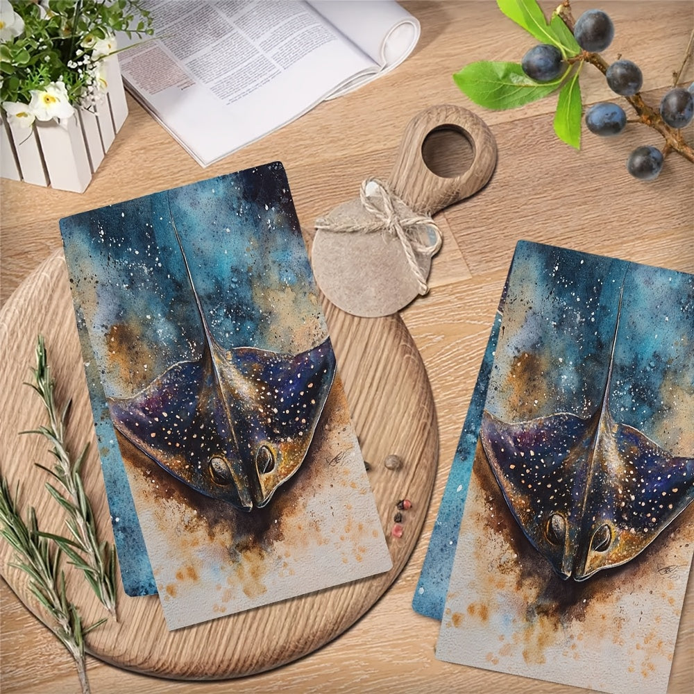 This offer includes a pair of luxurious kitchen towels featuring a stunning metallic stingray design. These ultra soft towels are perfect for both drying dishes and hands, making them a great addition to your holiday decor. They are highly absorbent and