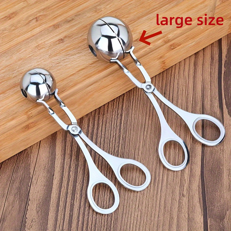 Multi-purpose stainless steel kitchen tongs - Ideal for various foods - Strong clip for home and restaurant.