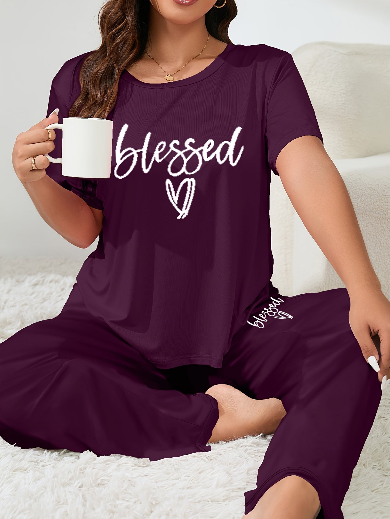 Plus Size Women's Casual Lounge Set with Heart & Letter Print, Short Sleeve Top & Pants Pajamas Set