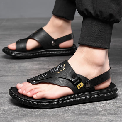 Trendy and multifunctional men's summer sandals ideal for outdoor activities.