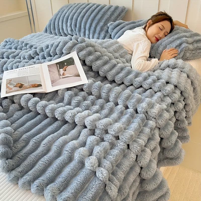 Warm up for autumn and winter with this versatile rabbit plush pull rod cover blanket. Perfect for single or double use in the bedroom, hotel, or dormitory, this super large and thickened blanket is sure to keep you cozy all season long.