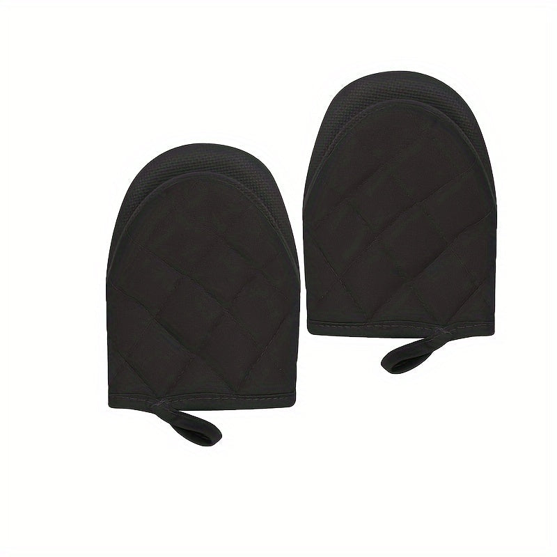 Durable Silicone Oven Mitts with Non-Slip Grip and Heat Resistance, Ideal for Cooking, Baking, and Microwave Use. Made with Thickened Rubber for Protection Against Burns. Suitable for Graduation, Juneteenth, Labor Day, Grandparents Day, and Christmas