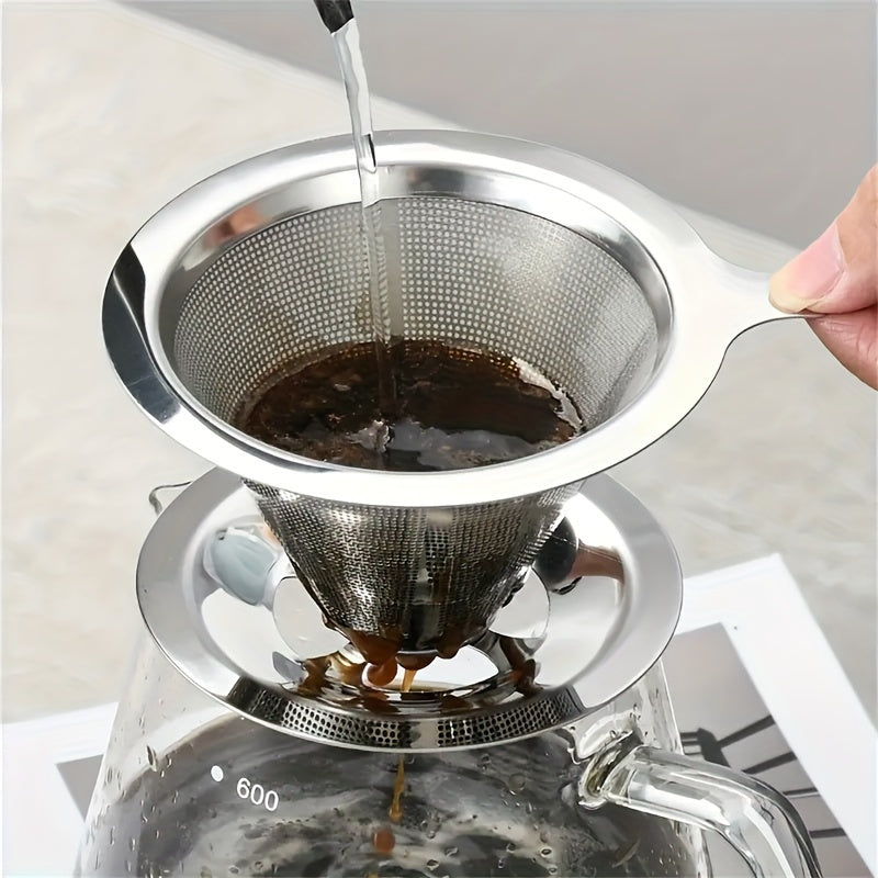 One stainless steel SUS304 tea coffee strainer, perfect for kitchen use.