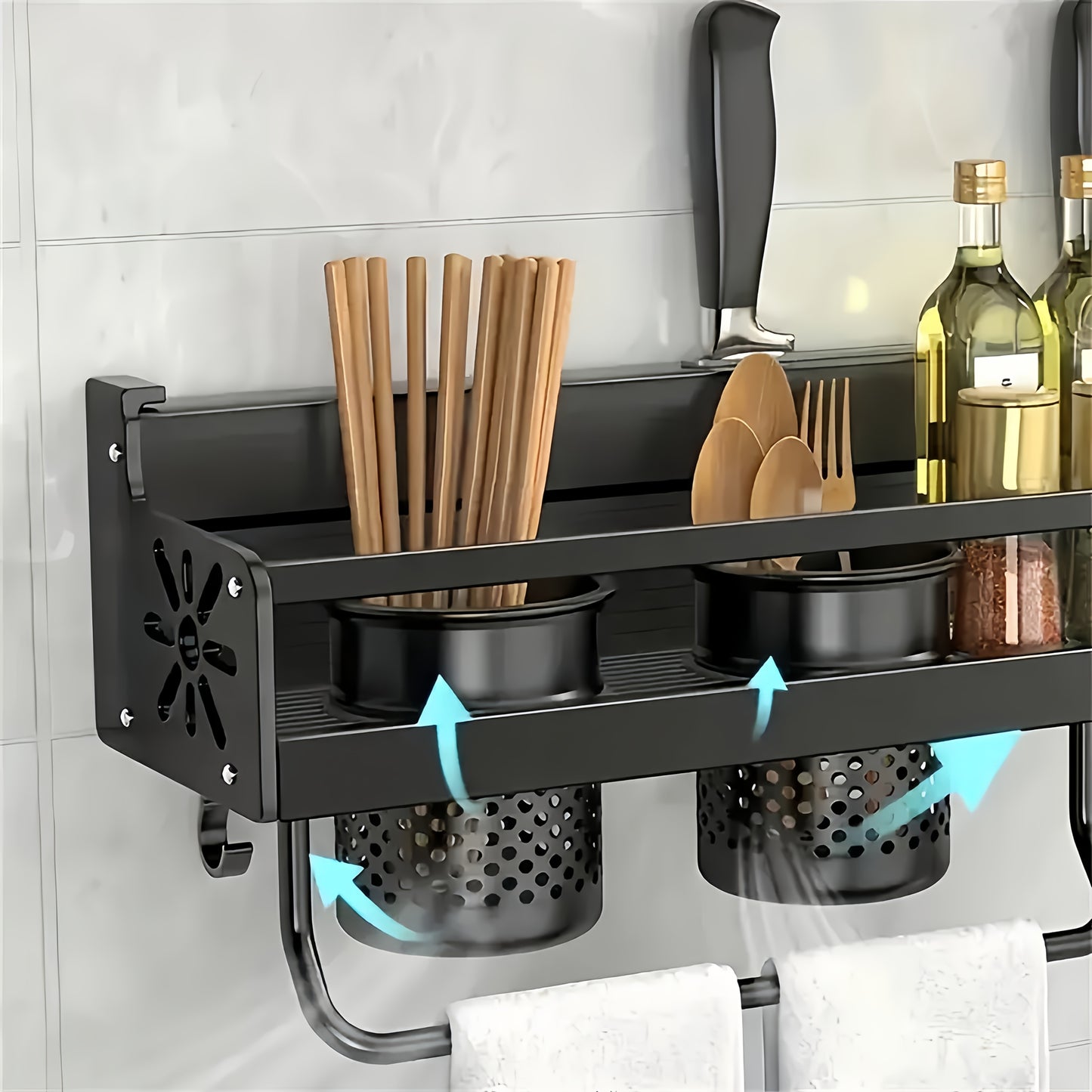 Wall-mounted rack for kitchen organization. Ideal for storing knives, cutting board, and utensils. Durable powder-coated finish. Efficient space-saving design.