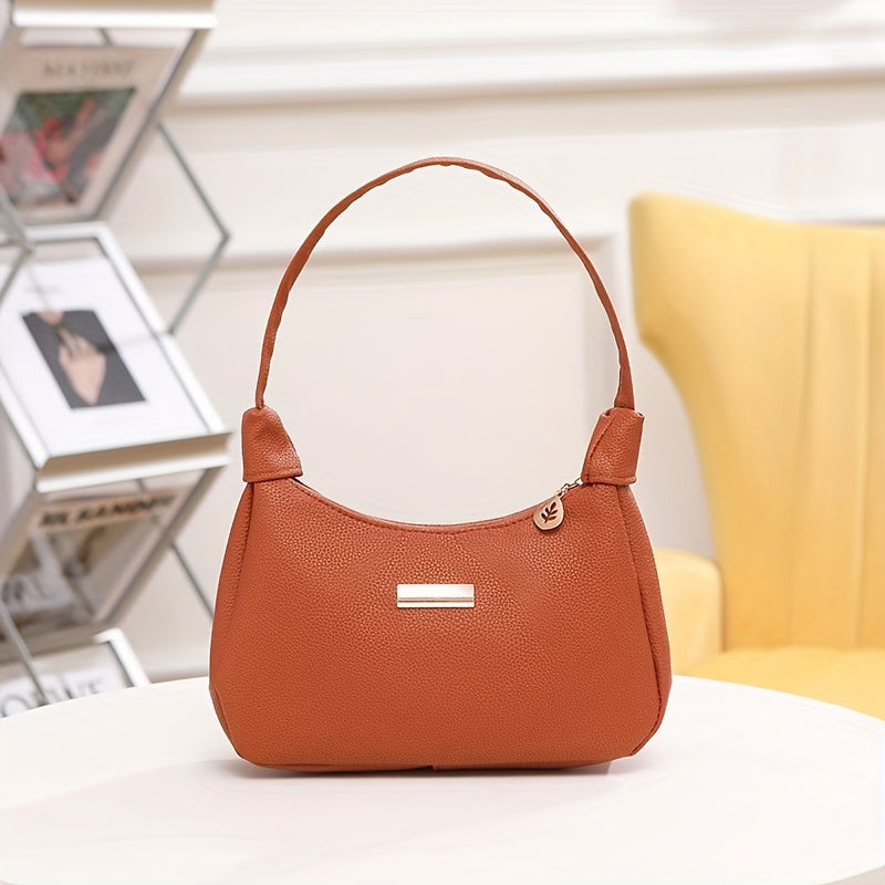 Women's shoulder bags in various colors with zipper closure and wristlet, made of synthetic leather and lined with polyester - versatile and stylish.