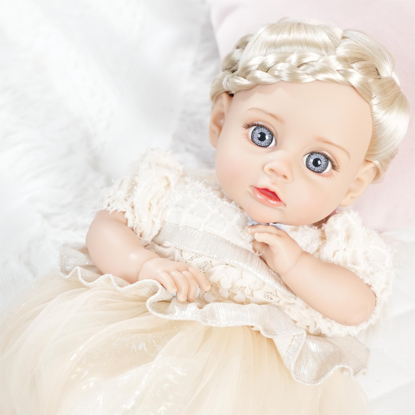 35.56 cm BeBe Reborn Youngsters Doll with soft vinyl skin and fashion clothes, in a DIY movie theme, light brown by AKODEERD.