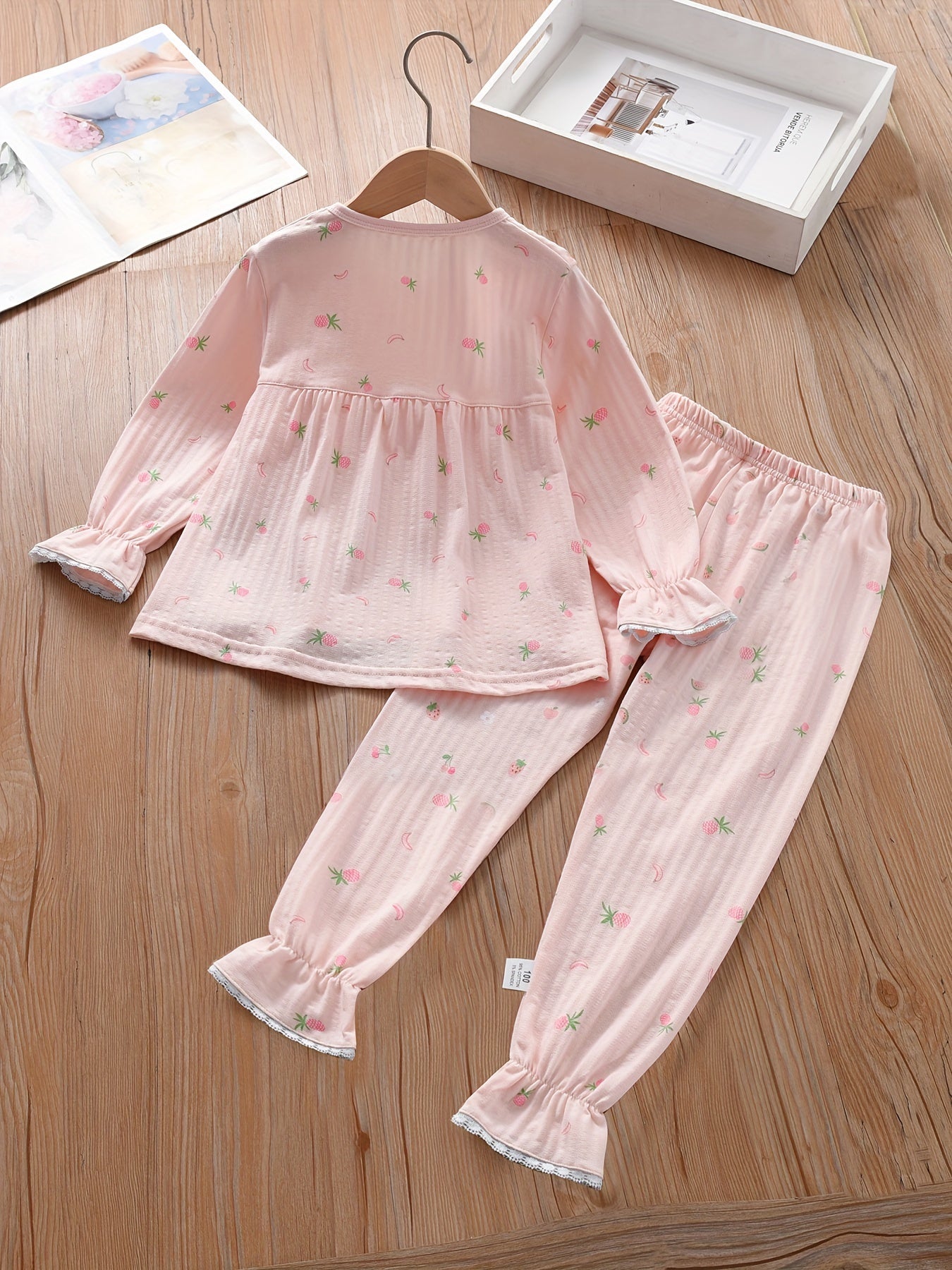 Breathable cotton outfit set for girls with bow detail, perfect for spring, summer, and fall activities.