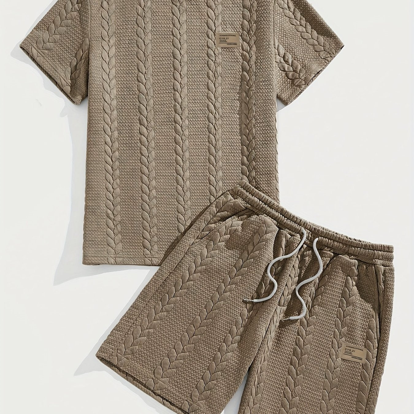 Men's solid color short-sleeve round neck set with heavy wheat pattern and drawstring shorts.