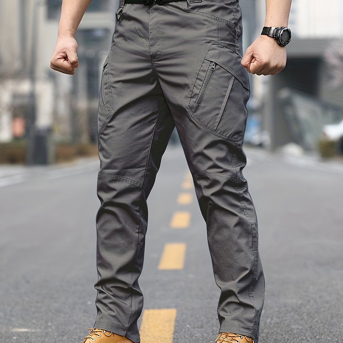 Men's slim combat pants for military training and outdoor activities, featuring a casual and tactical design.