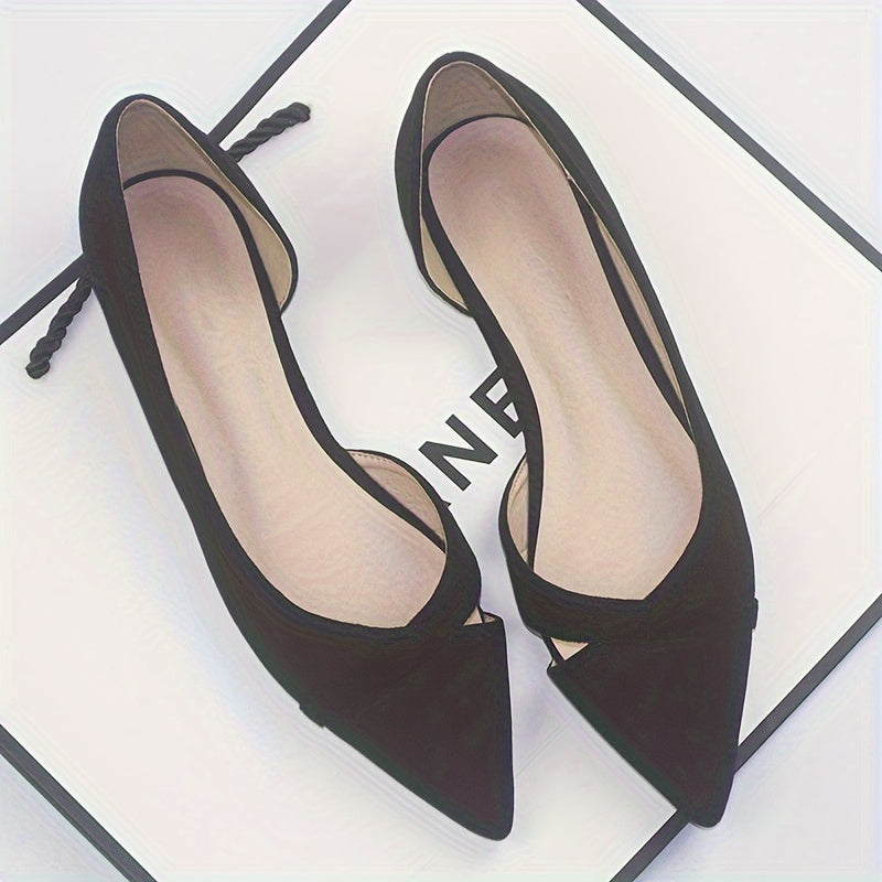 Elegant pointed toe slip-on flat shoes with side cut-out detail, suitable for all-day wear.