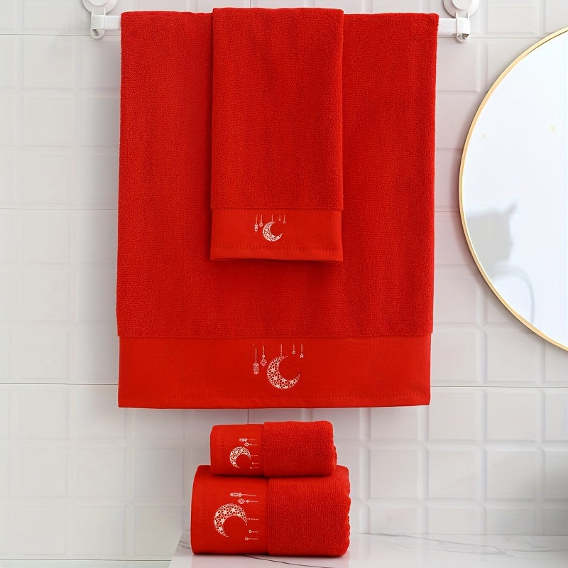 A set of 2 pure cotton velvet towels with star and moon embroidery in sizes 34*75cm and 70*140cm. Perfect for couples as a Valentine's Day gift or for general home use. Includes a washcloth and a beach/bath wrap.