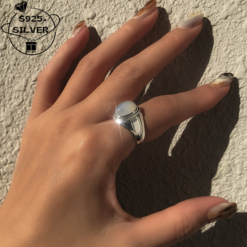 1 piece of 925 silver agate luxury simple women's open adjustable ring, weighing approximately 4.1g. Suitable for daily wear, parties, banquets, and as a gift. Comes with a gift box.