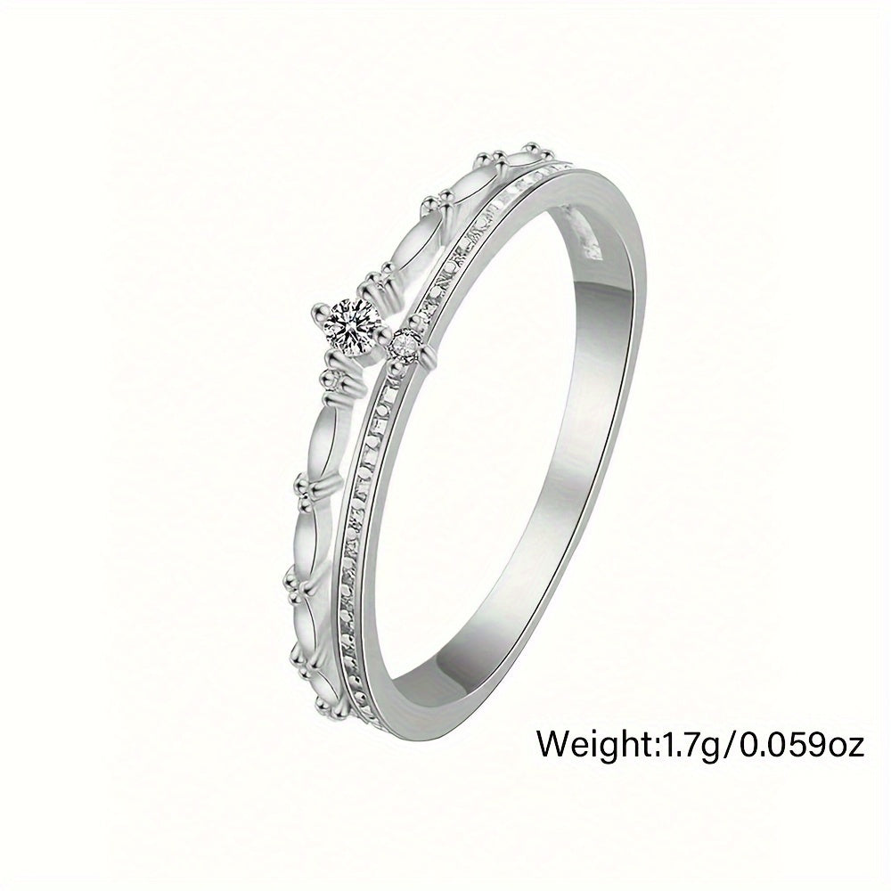 A stunning and elegant S925 silver zirconia double-layer crown ring that exudes luxury and vintage charm, making it the ideal gift for women on Valentine's Day or any special gathering.