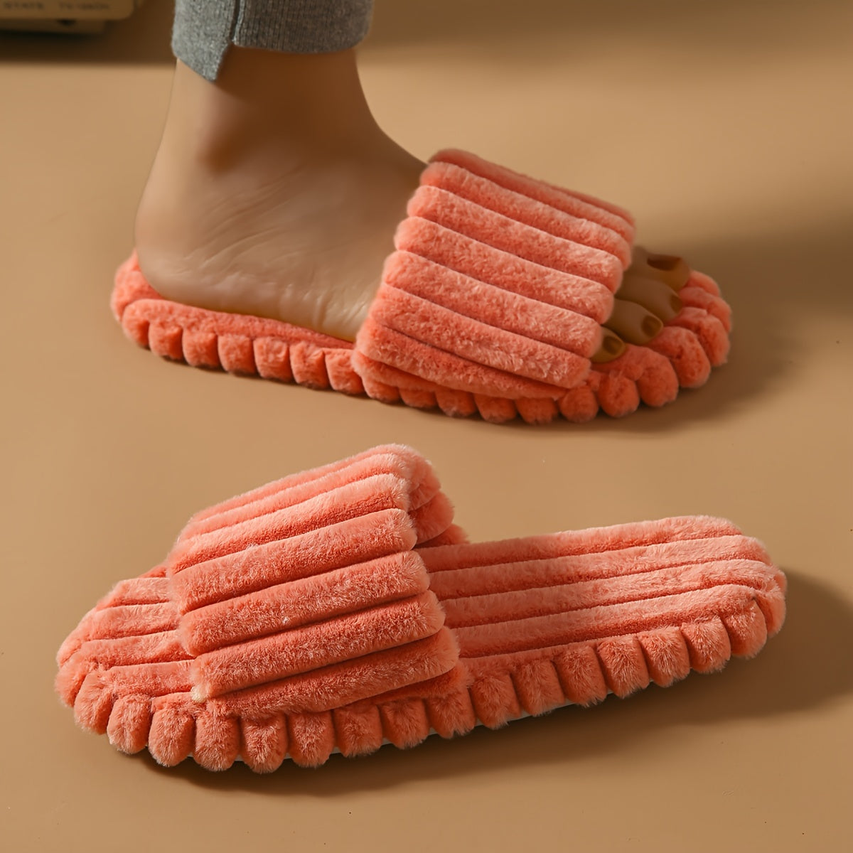 Soft-soled indoor slippers with stripes and open toes for spring and summer.