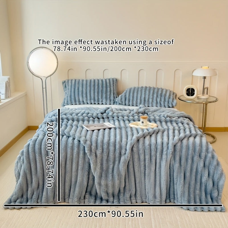 Luxurious Double-sided Blanket with Warmth and Comfort - Perfect for Napping, Office, Camping, and Sofa - Easy to Clean in the Washing Machine - Pillowcase and Pillow Not Provided