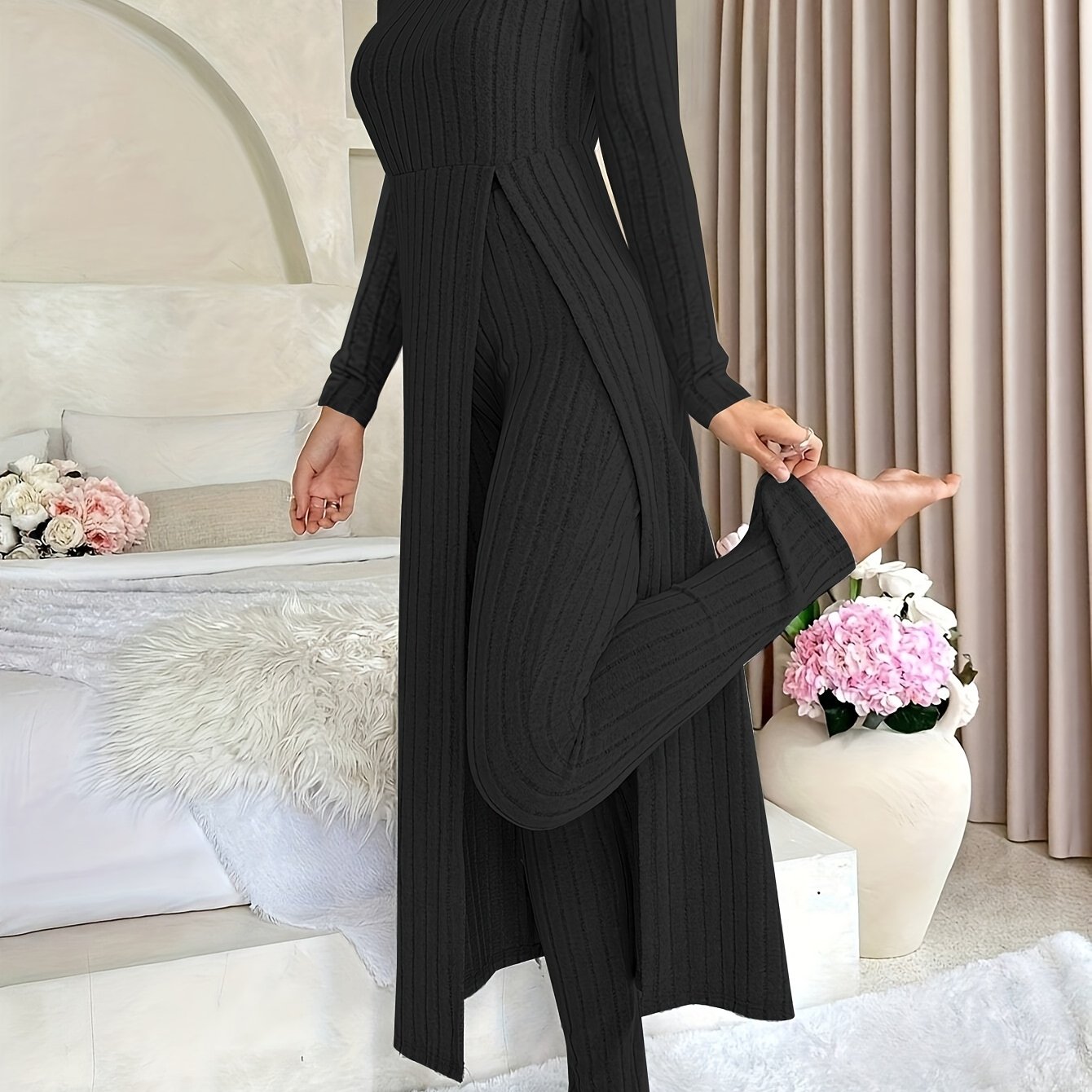 Ribbed long-sleeved top and pants set for women