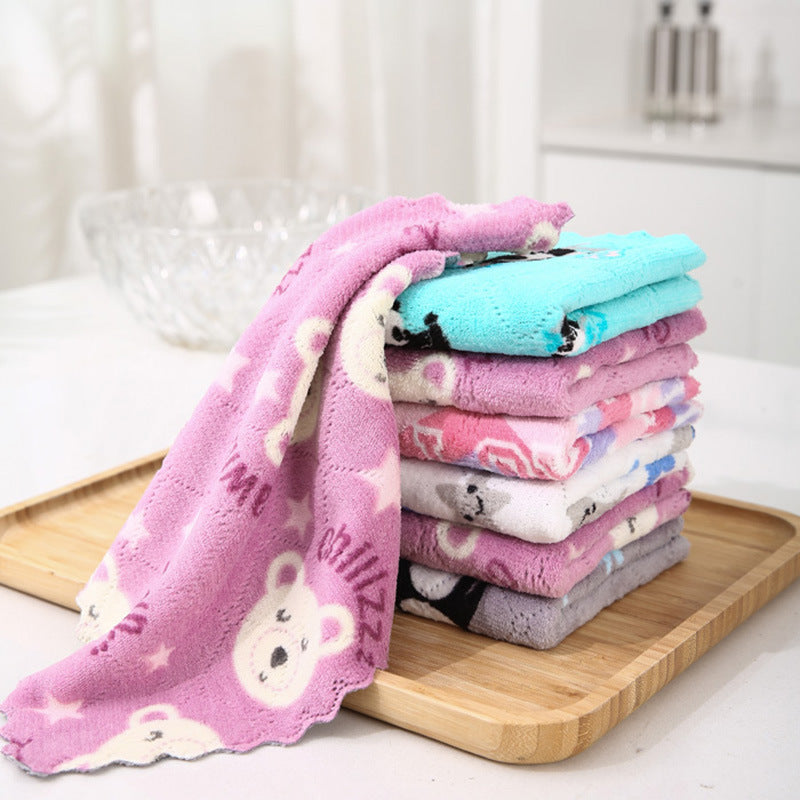 5 cute coral fleece kitchen rags for easy cleaning, double-sided and thickened for use as a table cloth in the kitchen.