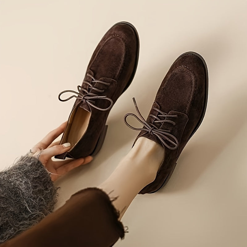 Women's Oxford shoes with solid color, plain toe design, microfiber upper, synthetic lining and insole, rubber sole, suitable for all seasons.