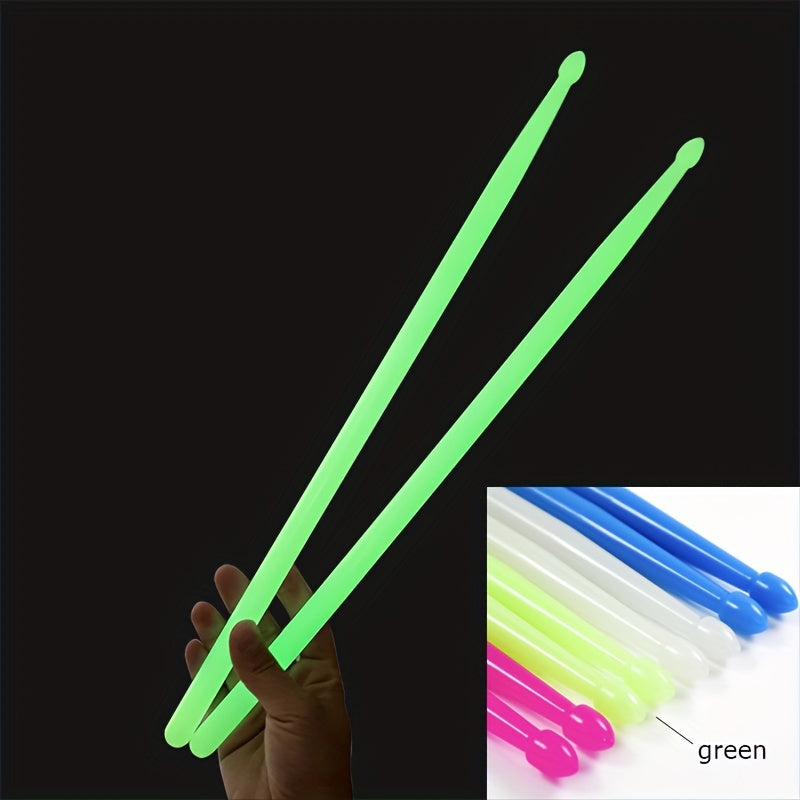 Luminous light up drumsticks for professional drummers and beginners in green.