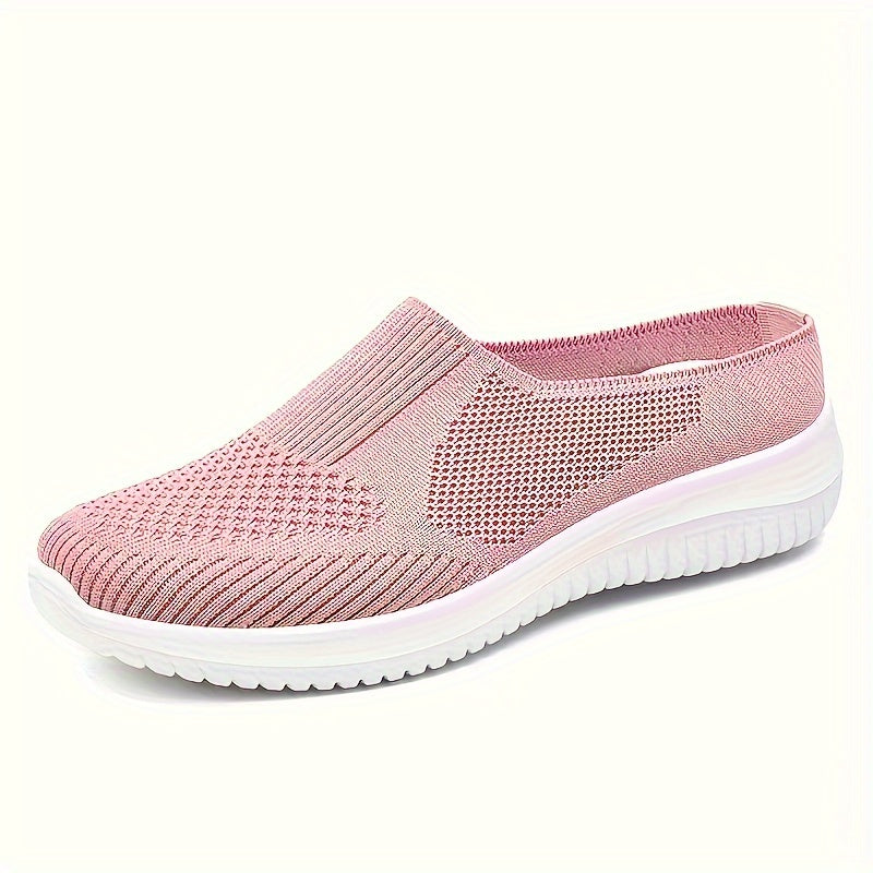 Ayollar uchun yumshoq, nafas oladigan mato va PU taglik bilan tayyorlangan slip-on loafers, bahor va yoz uchun mukammal. Norasmiy kiyim uchun ideal.