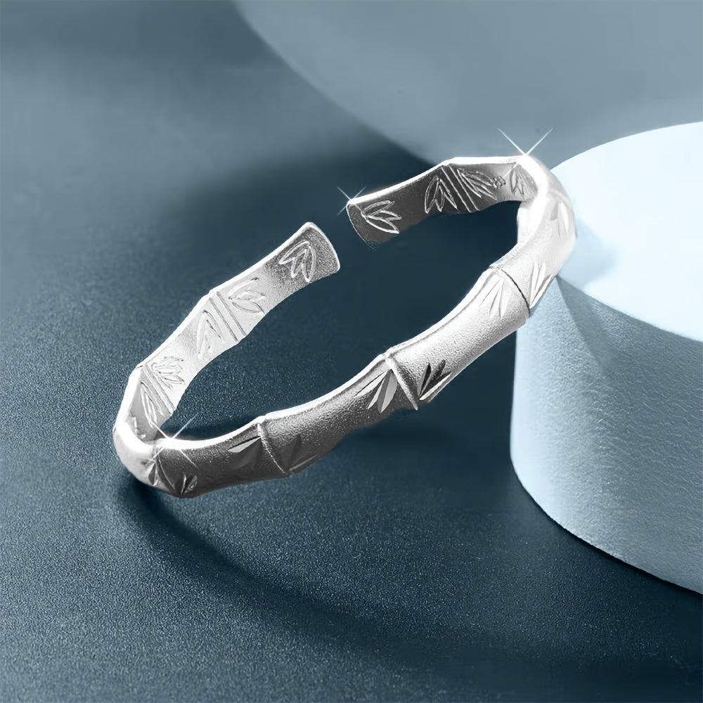 Stylish Bamboo Bracelet with Classic Appeal, Featuring Bamboo Leaf Design and Matte Finish - Ideal for Parties and Gifting