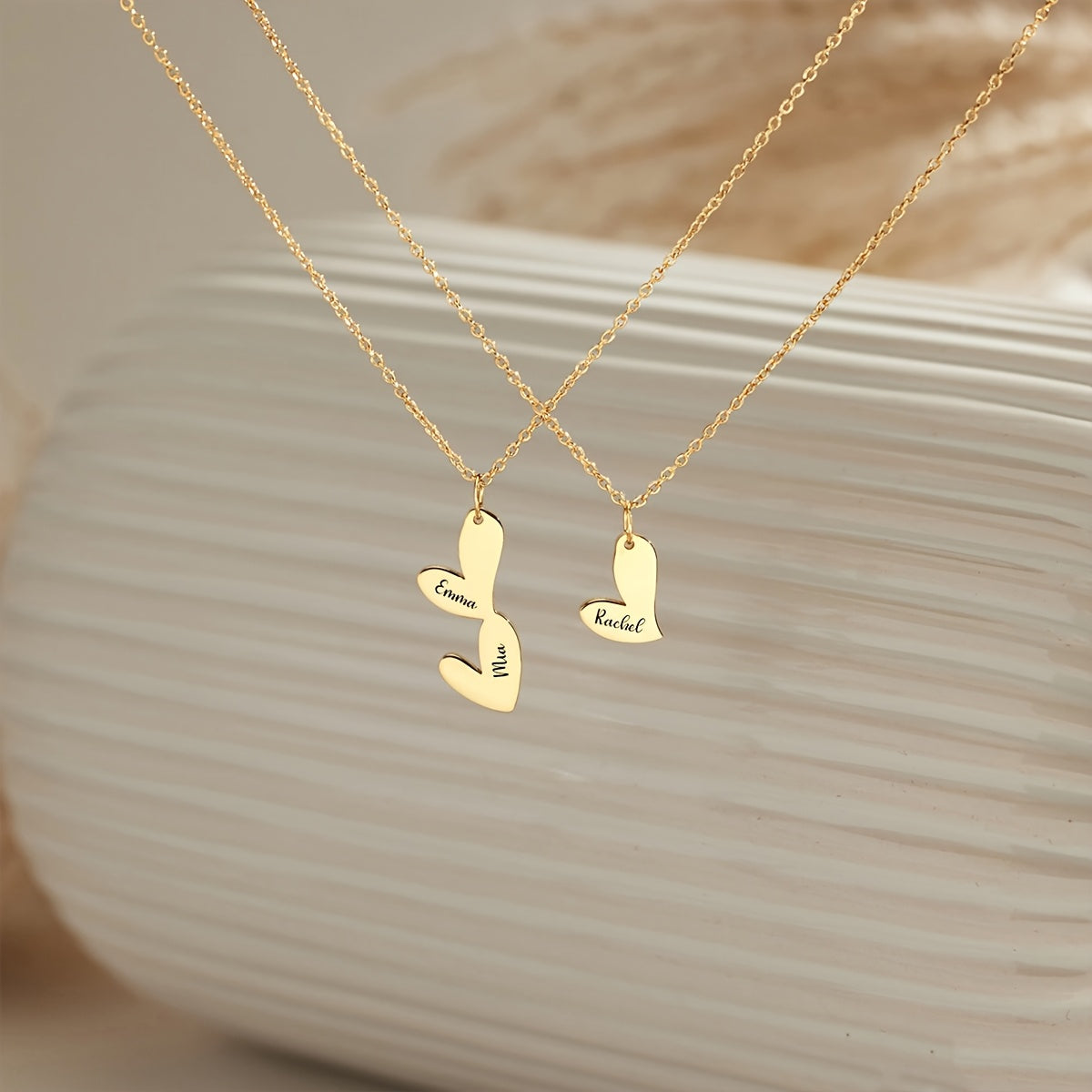 Exclusive Custom Heart Necklace with Multiple Names, Luxurious 18K Gold Plating, Chic & Elegant Design, Featuring Script and Numeric Characters, Suitable for Everyday Wear & Special Occasions, Great for Valentine's Day, Anniversaries, Mother's Day